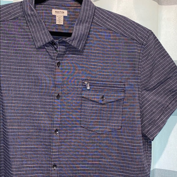 Reaction Kenneth Cole men’s button down short sleeves - Picture 2 of 6